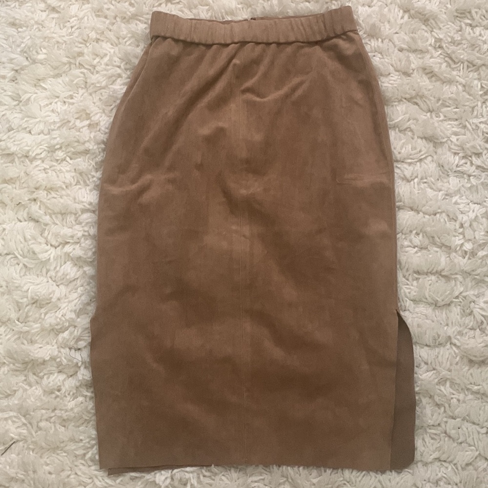 Aritzia Wilfred Free Tan Faux Suede Skirt